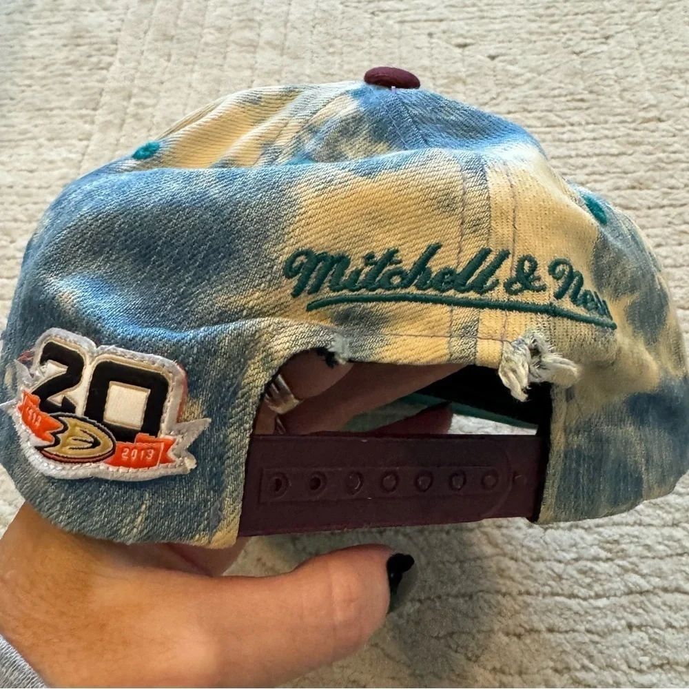 Anaheim MIGHTY Ducks MITCHELL & NESS hat